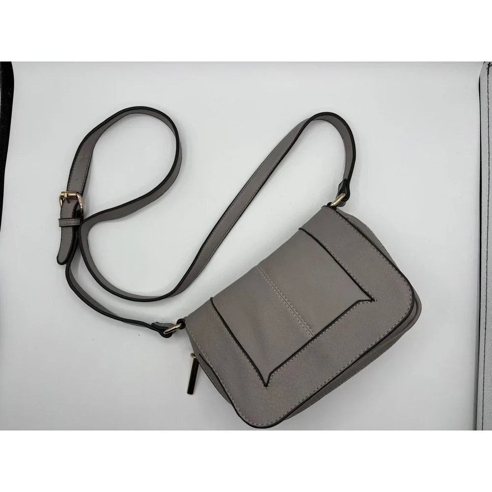Dot Dash‎ Expandable Crossbody Bag Womens Small Grey Excellent Faux Leather